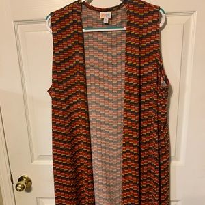 EUC XL LuLaRoe Joy long vest with blue/rust design